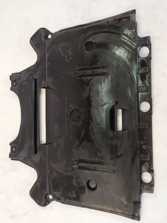 Audi A4 B8 Alainen vaihdelaatikonsuoja OEM 8K1863822J image 9