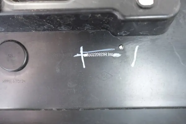Renault KADJAR LIFT 2018 takapuskuri OEM 850220923R image 10