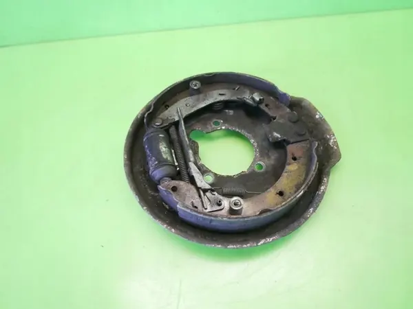 Plaque de support de frein arrière gauche Citroen Xsara Picasso I image 2