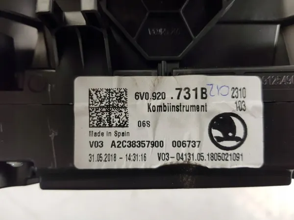 Tacho 6V0920731B Skoda Fabia III image 3