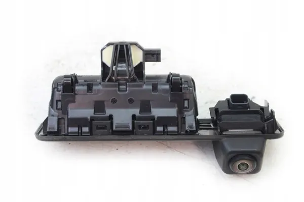 BMW 5 G30 Kofferbakknop OEM 51247381868 + achtercamera image 4