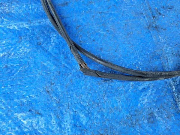 Opel Astra H konepeltikahva OEM 13105886 image 4