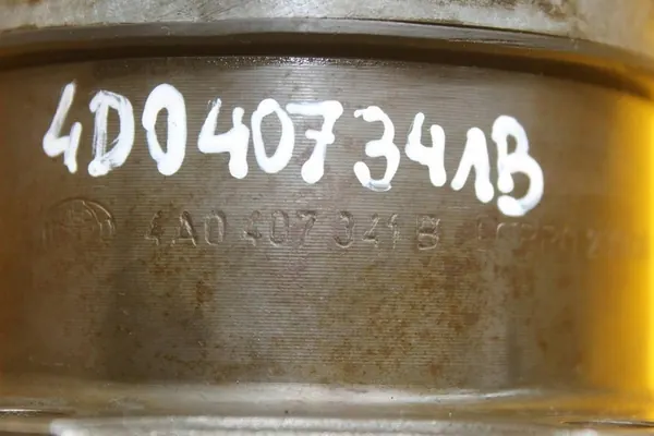 Vänster framaxel Audi A8 S8 D2 4.2 B image 2