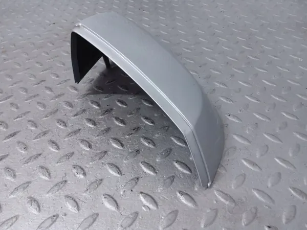 OEM 232635202 Oikea peilin kotelo VW Passat B8 image 4