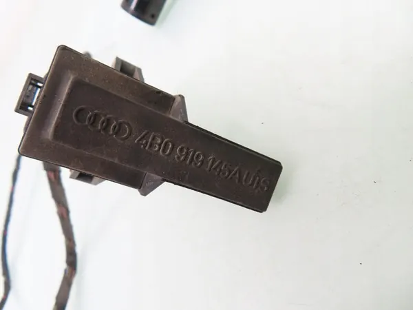 Parkeringssensorer bak kabeldragning Keyless Audi A8 D3 4E0971104P image 2