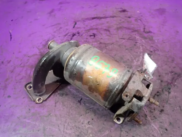 VW Fox 1.2 BMD 55hk Katalysator OEM 03D131701D image 2