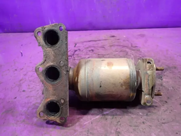 VW Fox 1.2 BMD 55hk Katalysator OEM 03D131701D image 3