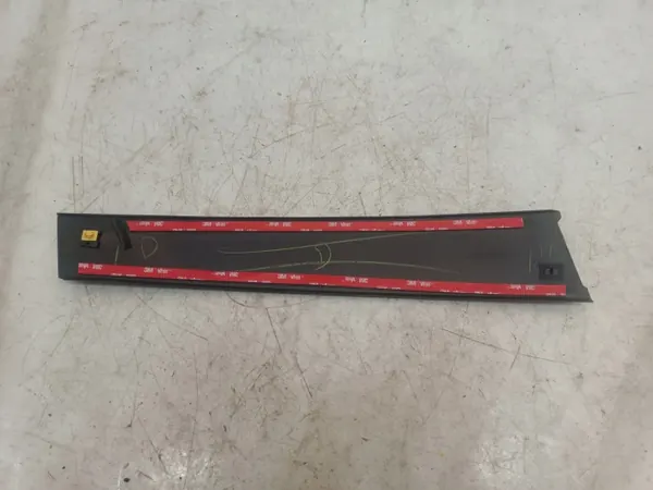 Subaru Outback VI Dörrlist OEM 63563AN30A image 4