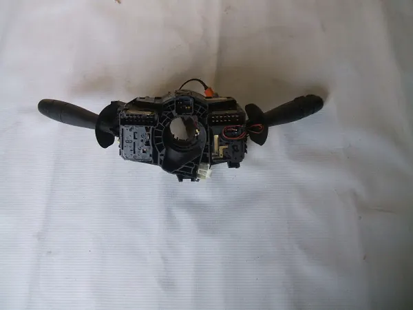 TRAFIC II VIVARO Wissers Lichtschakelaar image 3