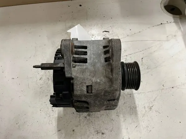 Alternaattori Volkswagen OE 030903023J image 3