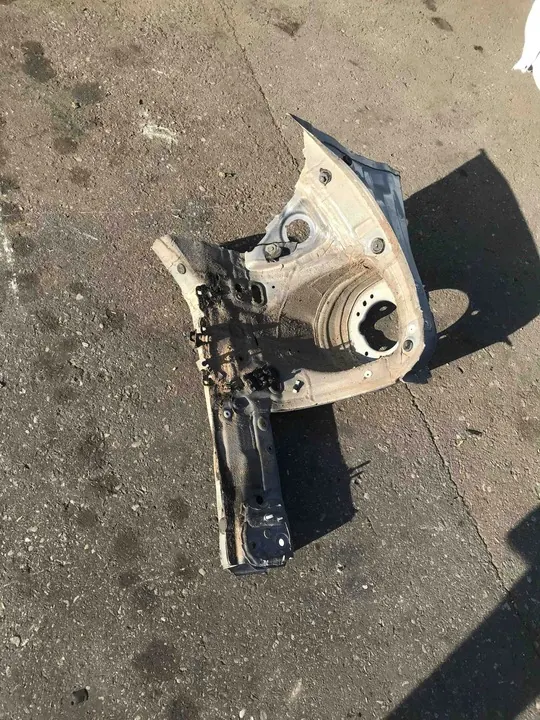 Quarto Frontal Direito BMW F40 2.0L 195kw 2022 OEM 2222222 image 1