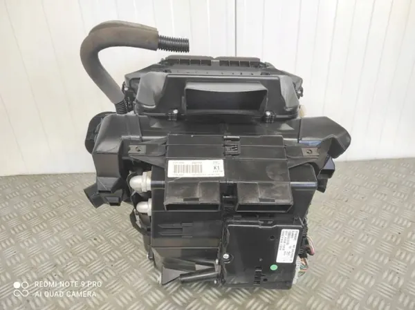 Nissan OE 272104EA4C Käytetty Lämmitysydin image 4