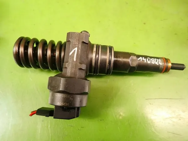 Pompe lave-glace OEM 038130073F 0414720007 - Occasion image 2