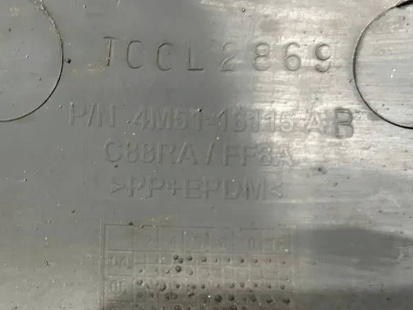 Ford Focus MK2 Front Left Wheel Arch OEM image 5