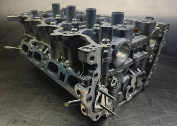 Cabeça do Motor OEM 1110149465 para Toyota Yaris image 3