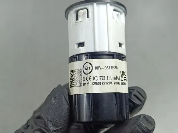 Prise USB Kia EV6 OEM 96125CV000 - Occasion image 4