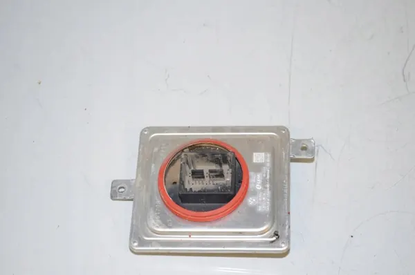 Módulo Xenón Delantero Izquierdo OEM 7933357 BMW F40 image 2
