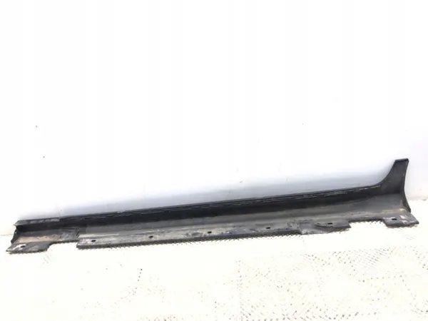 OEM A218690XX00 Protetor de soleira direito Mercedes W218 image 8