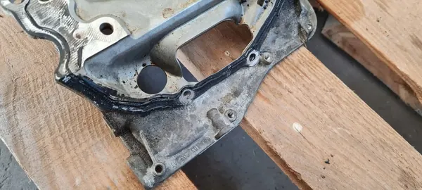 Audi Q5 2.0 TFSI Oljetank image 6