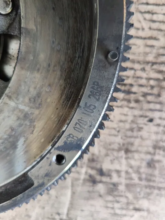 VW T5 2.5TDI Volante de Dupla Massa 070105266P image 2