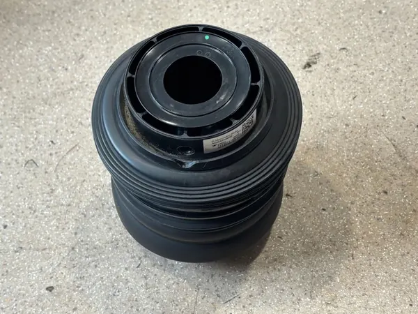 Airbag trasero derecho OEM A2063205802 Mercedes-Benz usado image 6