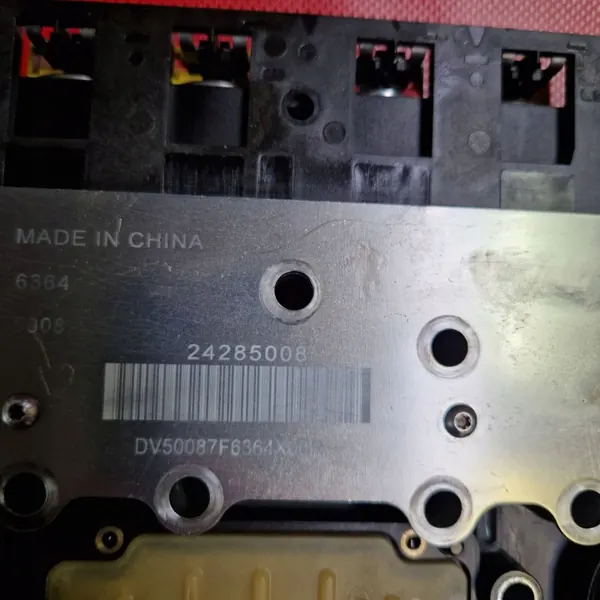 Unidad de control mecatrónica 6T45 OEM 24285008 GM image 5