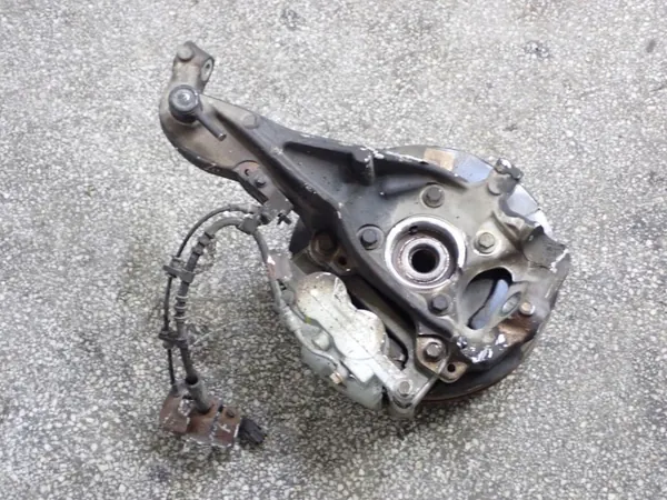 OEM MB3C-3K171-EB Moyeu Avant Gauche 4x4 Occasion image 4