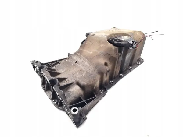 Audi A4 Oljetank 1.9 TDI Diesel 2004 06B103603A image 10