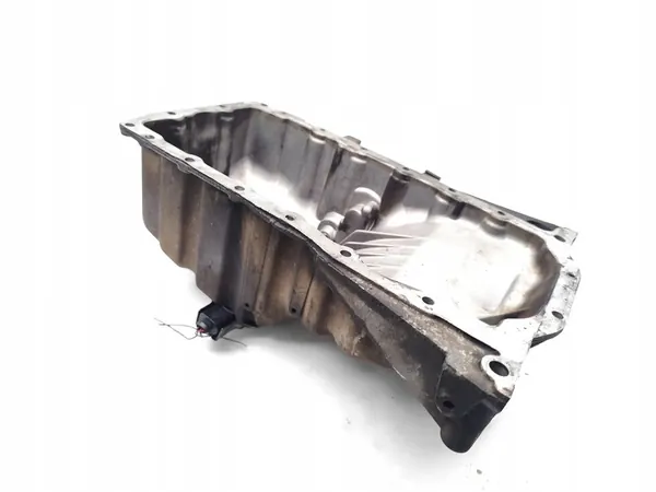 Audi A4 Oljetank 1.9 TDI Diesel 2004 06B103603A image 6