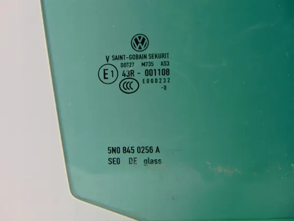 OEM 5N08450256A Linker achterdeur ruit - Volkswagen image 3