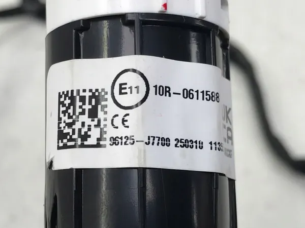 Harness Puerto USB-C Kia OEM 96125-J7700 image 6