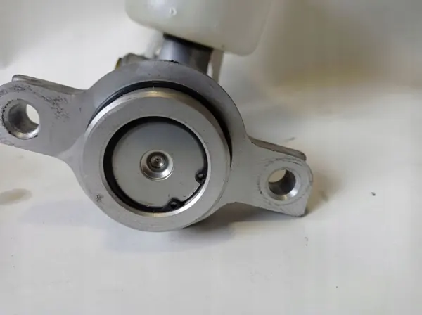 Cylindre maître de frein Cadillac Escalade 2018 OEM 782945 image 7
