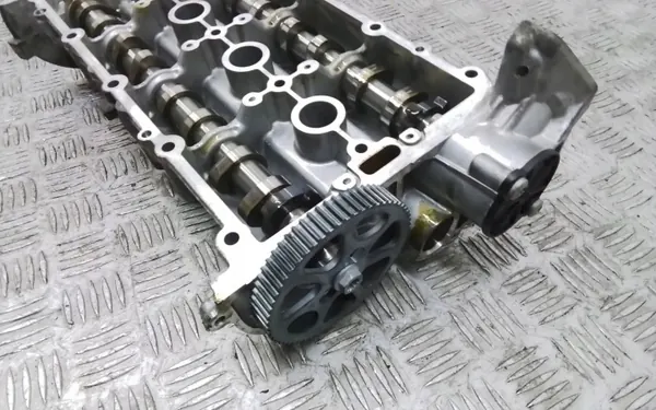VW Nockenfolgerabdeckung OEM 04E103475BQ - Gebraucht image 9