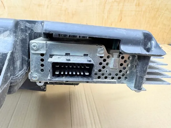 Altavoz Subwoofer Citroen DS3 OEM 9663991480 image 5