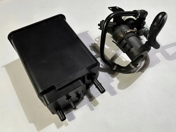 Filtre à charbon vapeur de carburant Maserati GranTurismo 2008+ OEM 220074 image 6