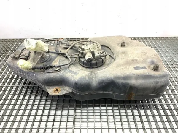 SCR-tank OEM A1664703901 voor Mercedes W166 3.0 SUV image 2