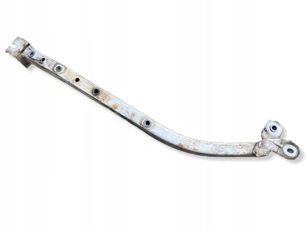 OEM K8D26E031 Reforço dianteiro esquerdo para Land Rover Discovery 5 image 3