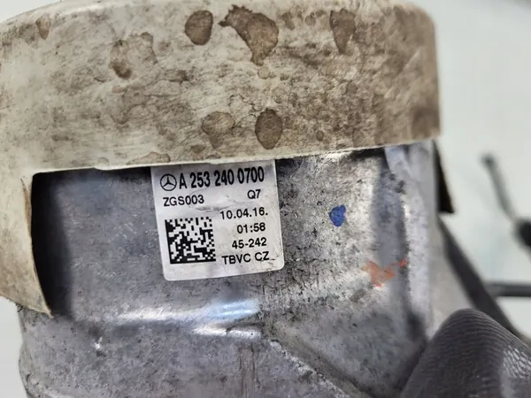 Engine Mount Left 2.2 CDI MERCEDES GLC X253 image 4