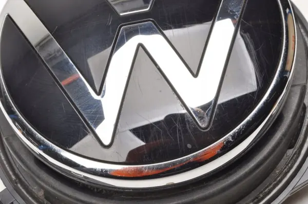 OEM 5G9827469D Heckklappengriff für VW Golf VII image 4