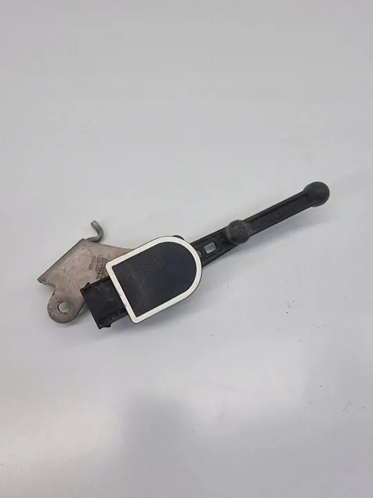 Luchtvering sensor voor rechts OEM 6867906 image 2