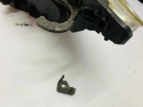 Farol Direito Peugeot RCZ 308 T7 image 4