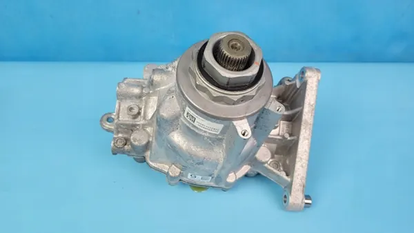 BMW 764688909 Versnellingsreductor 2 Serie F44 image 10