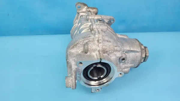 BMW 764688909 Versnellingsreductor 2 Serie F44 image 5