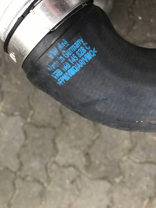 Volkswagen OE Tuyau Intercooler 1K0145828C image 3