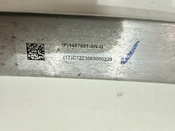 Etupuskuri vahvistus Tesla Y image 6