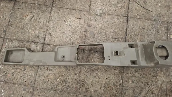 Consola central OEM 90221103 para Opel Kadett 1990 image 2