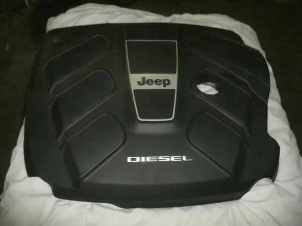 Jeep OE Moottorikansi OEM 046271157AG - Käytetty image 2