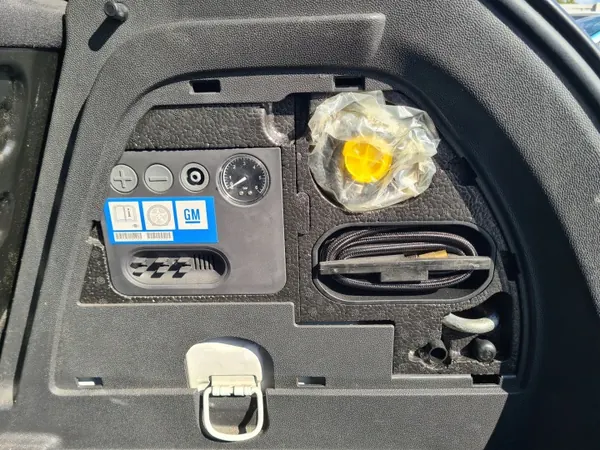 Kit de réparation roue OEM 13223351 avec compresseur image 3