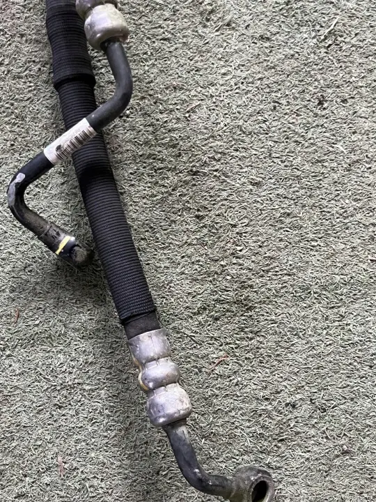Mangueira Dynamic Drive BMW OEM 250848 - Usado image 4