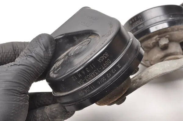 Ford OE DG9T-13A803-DA image 2